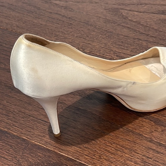 JIMMY Choo Women’s Cream Satin Peep Toe Pumps Size 41 / 11 - Picture 7 of 9